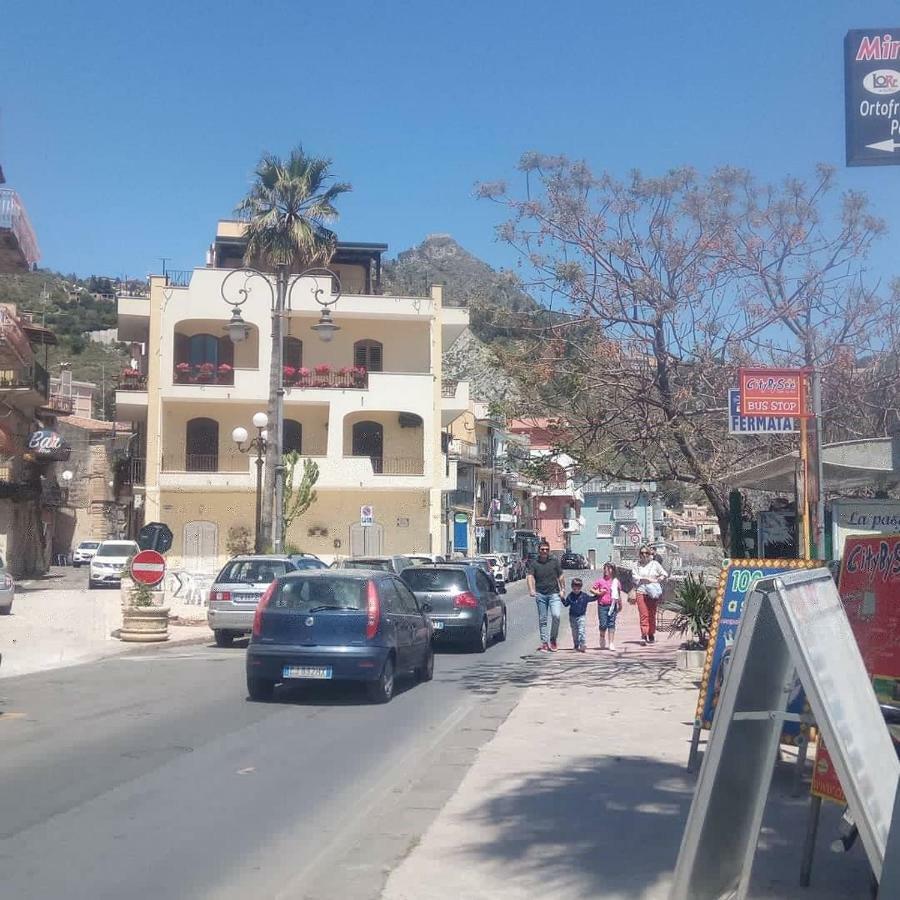 Lucia & Giovanni Giardini-Naxos Buitenkant foto