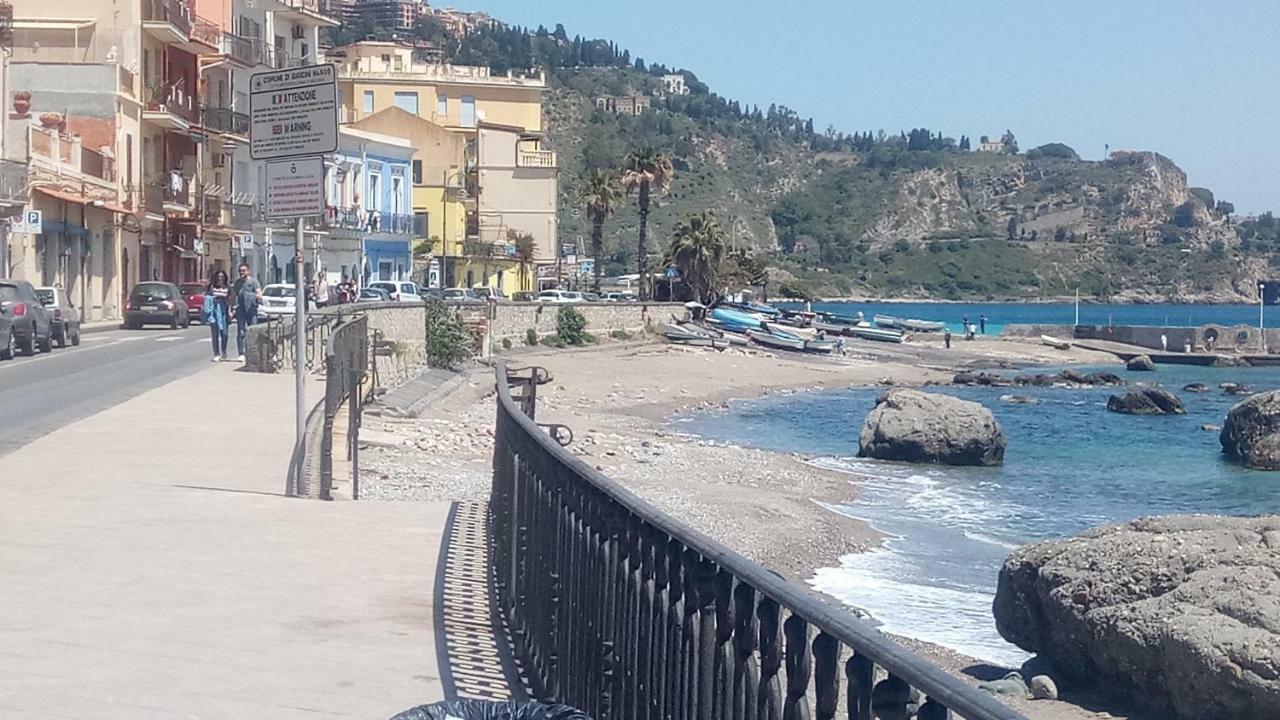 Lucia & Giovanni Giardini-Naxos Buitenkant foto